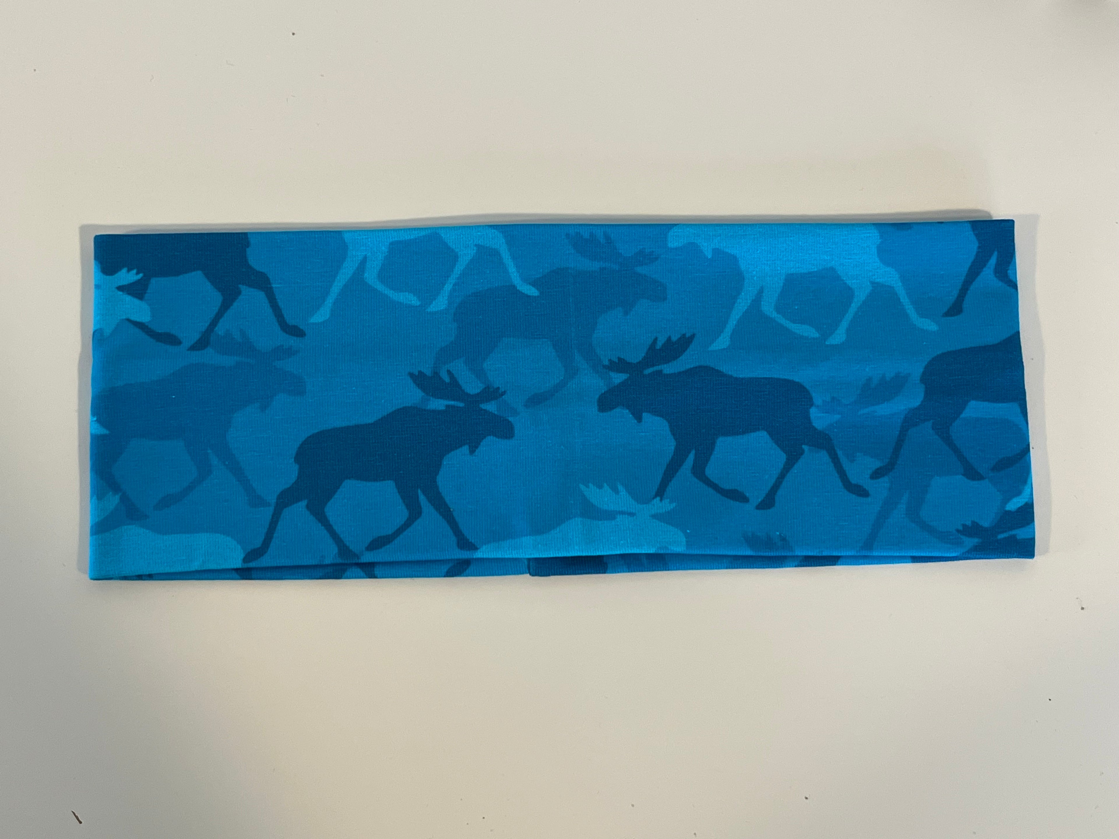 Pannebånd, blå elg