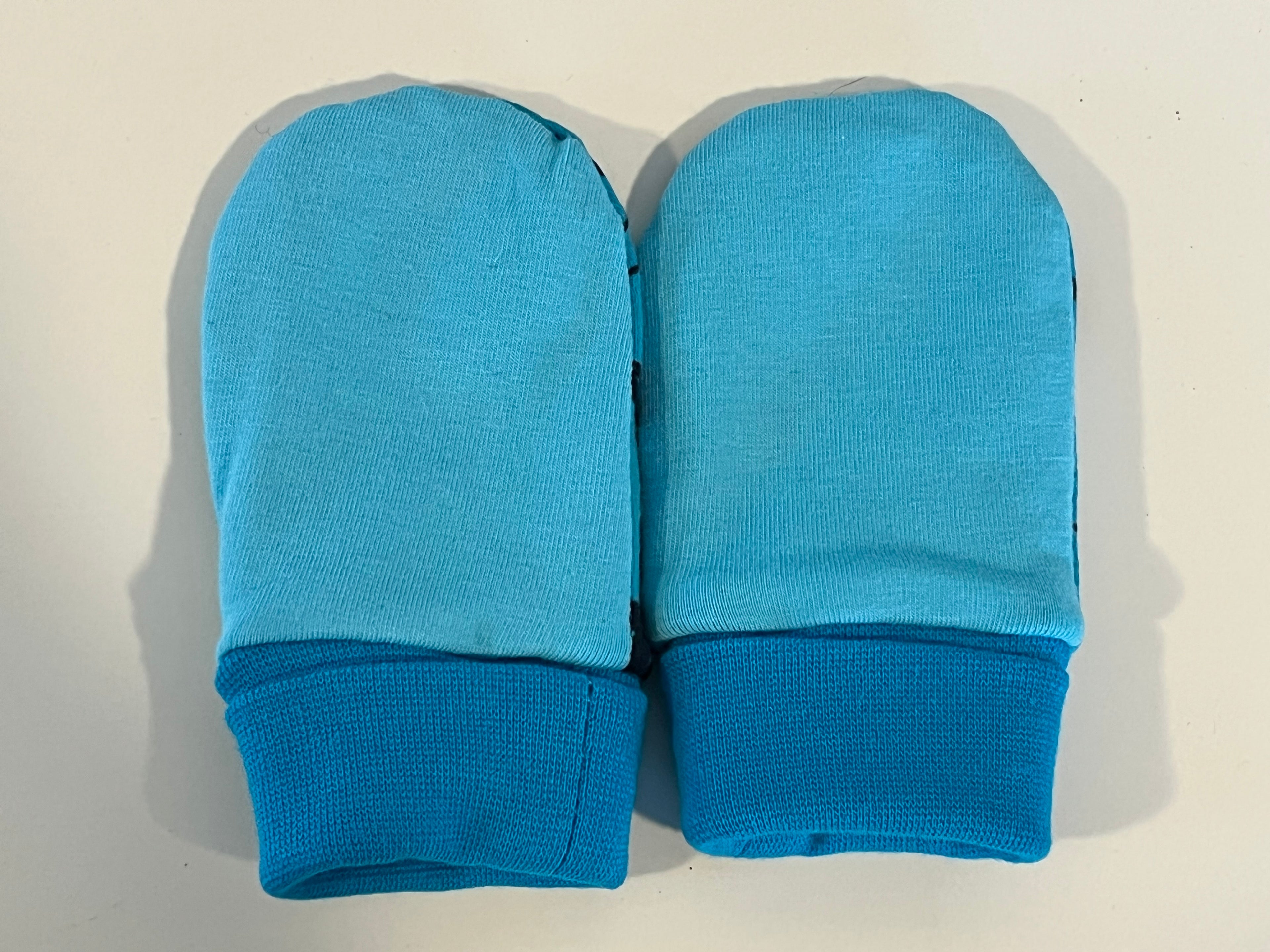 Babyvotter, blå med blomster